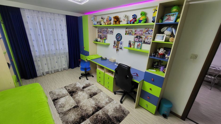 De vânzare – Apartament 3 camere, 70 mp, Mega Mall, complet mobilat - Poză 3