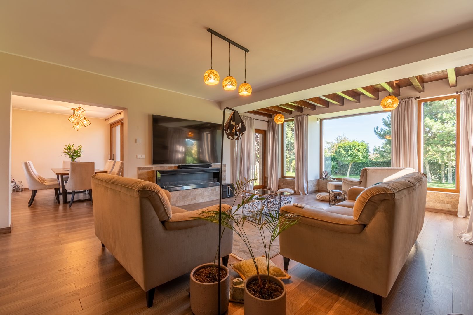 Proprietate exclusivista de vanzare: 2 case | 9 camere | 2000 mp teren - Poză 11