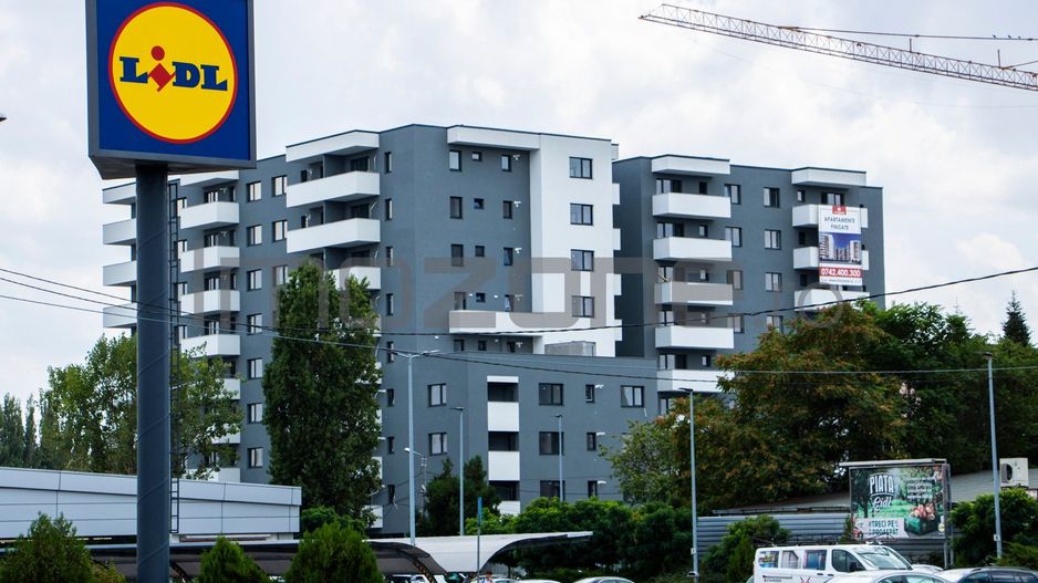 Garsoniera, 42 mp, decomandata, bucatarie 11 mp, mobilata/utilata - Poză 13