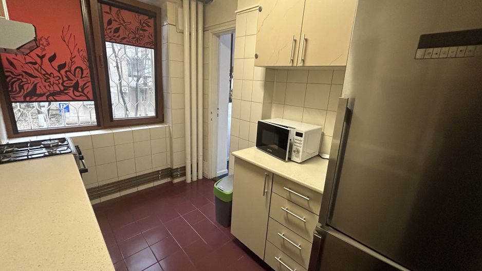 3 Camere Vatra Luminoasa - Poză 7