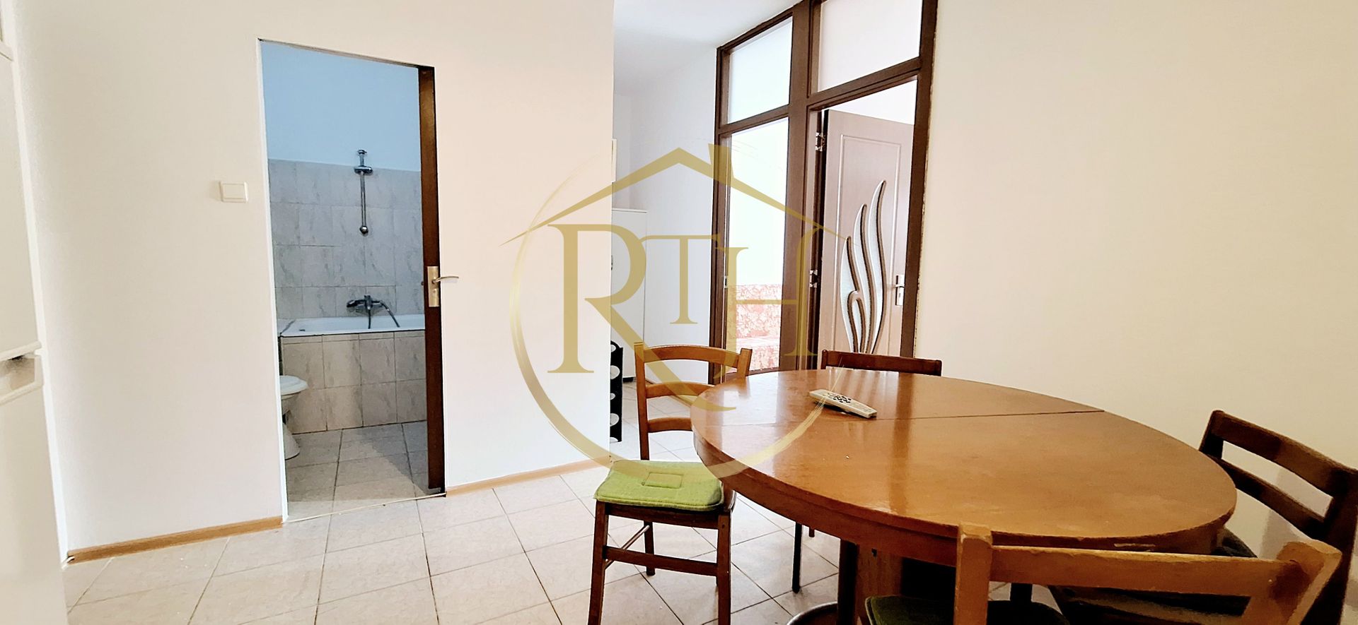 Apartament 2 camere, decomandat, foarte aproape de Iulius Mall - Poză 9