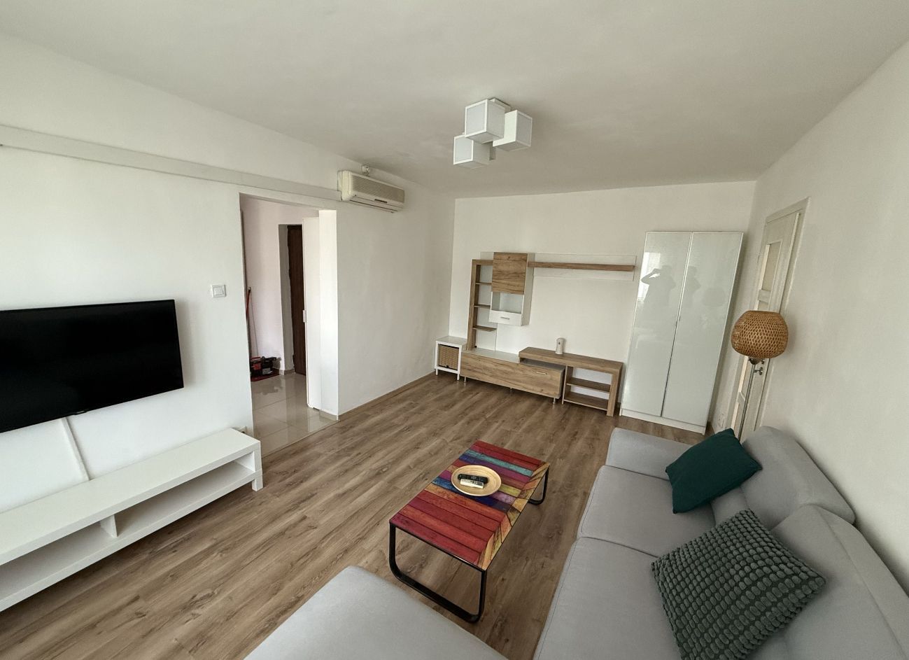 AP. 2 CAMERE MOSILOR, MOBILAT MODERN, BLOC REABILITAT, METROU 5 MINUTE - Poză 2