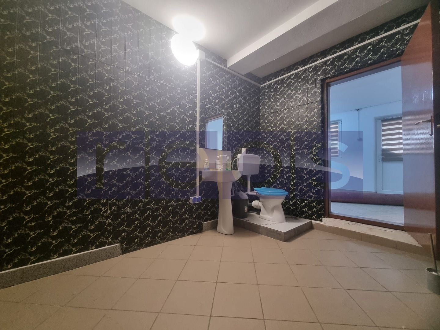 VANZARE - AFACERE LA CHEIE -SPALATORIE-BAR - MAGAZIN MORTENI DAMBOVITA - Poză 24