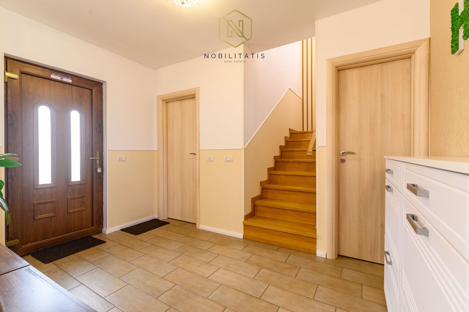 Cartierul Primaverii | Casa 4 camere & 3 bai - 124 mp | Teren 350 mp - Poză 36