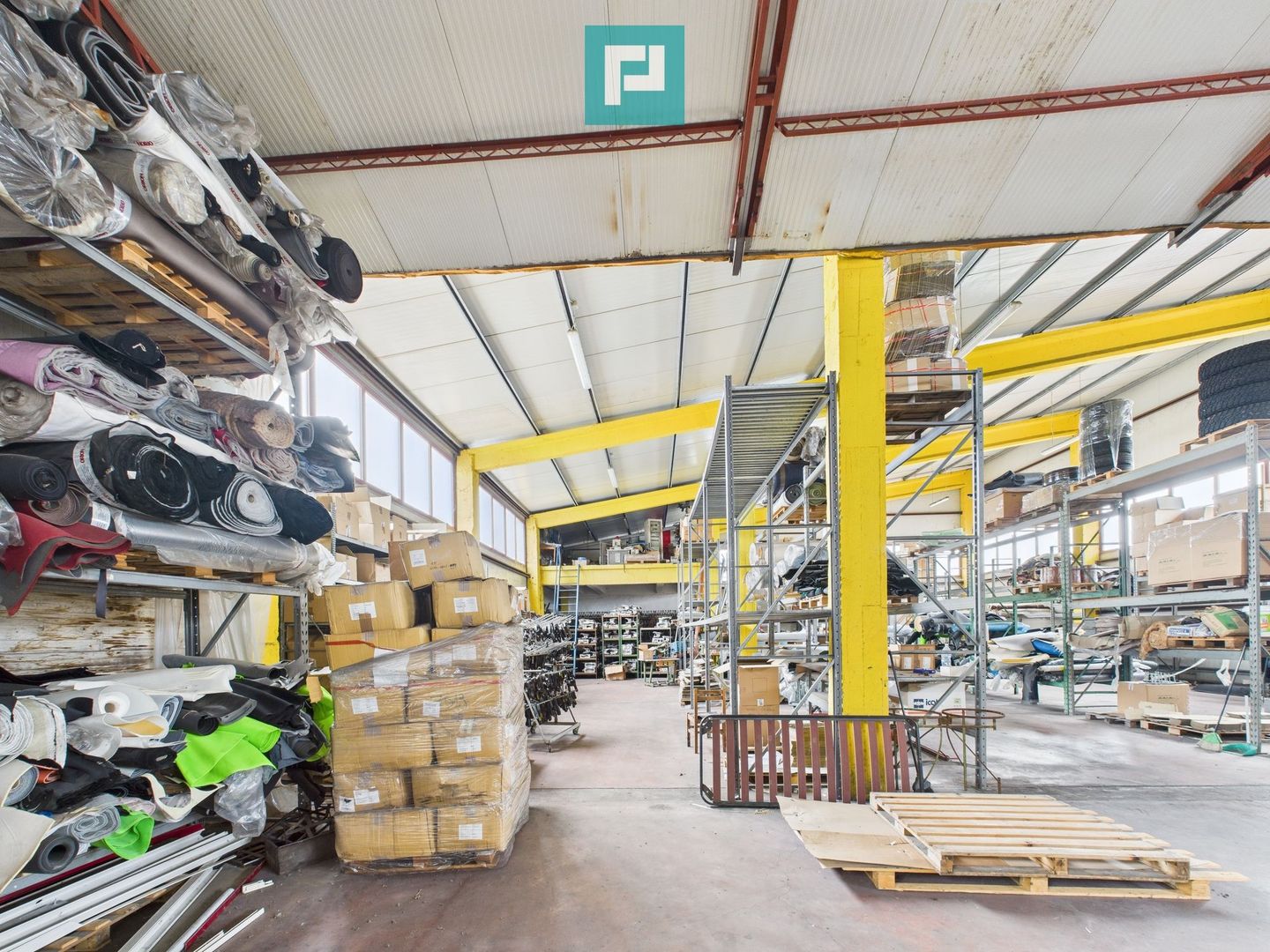 Hală de producție, cu birouri și teren, în Sebiș - Poză 70