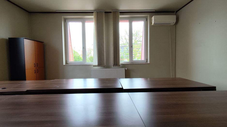 Birouri de inchiriat cu 1 si 6 incaperi langa Penny Iosia, Oradea - Poză 4