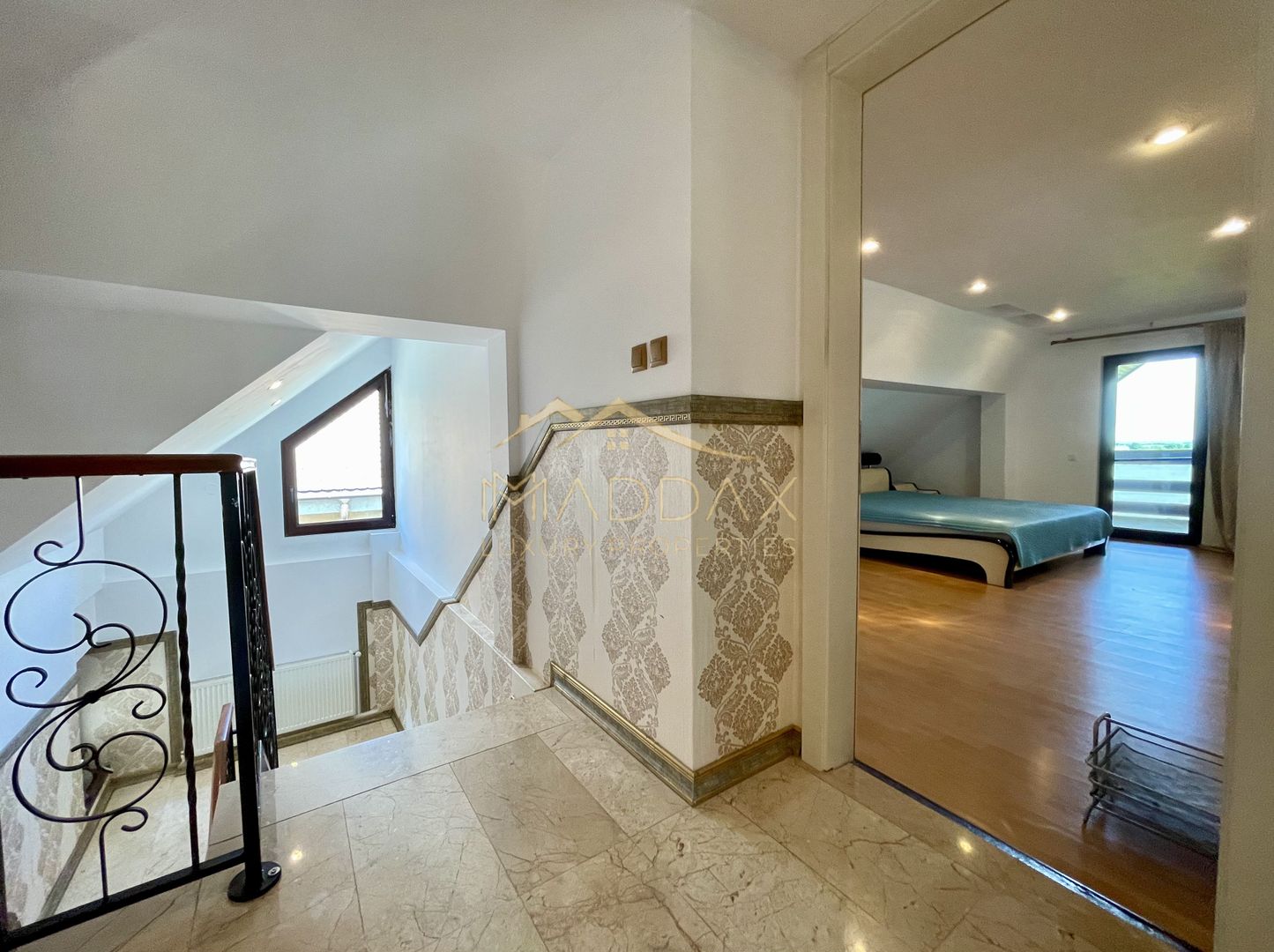 Vila 7 camere**Lake view**Ponton privat**Piscina**Teren 933 MP//Balotesti - Poză 42