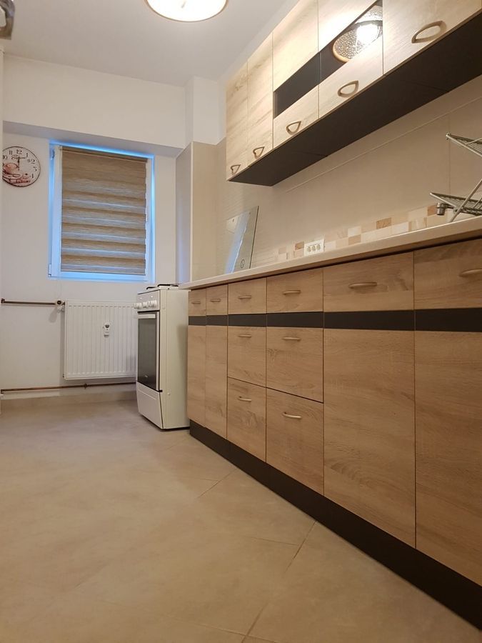 Garsonieră 42 mp, etaj mic, bloc reabilitat, Vitan Mall - Poză 5