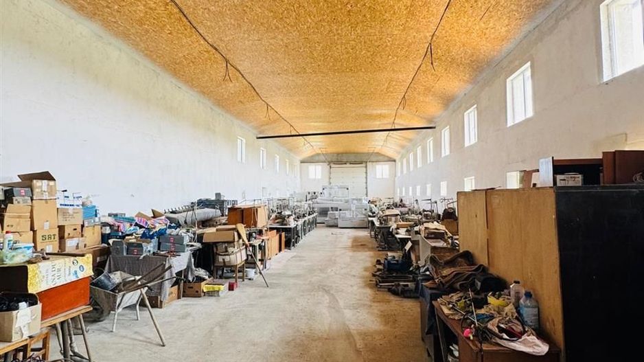 Hala 373 mp + teren in Santaul Mic - Poză 4