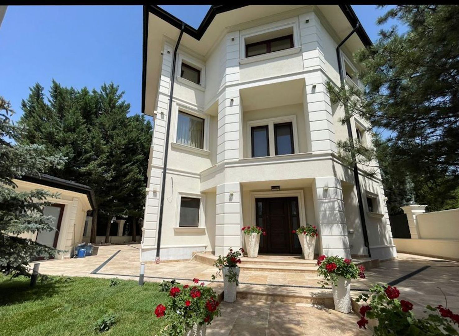 Eleganță în Vila de Excepție  |   Vila cu piscina încălzită - Poză 16