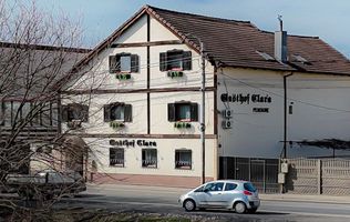 Hotel / Pensiune cu 10 camere de vânzare - afacere la cheie