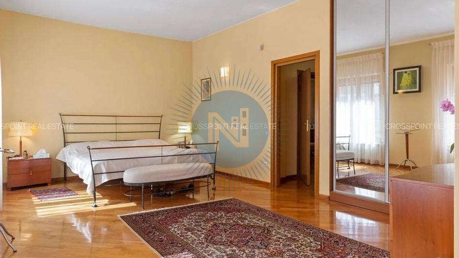 Apartament in vila Capitale plus Demisol - Poză 10