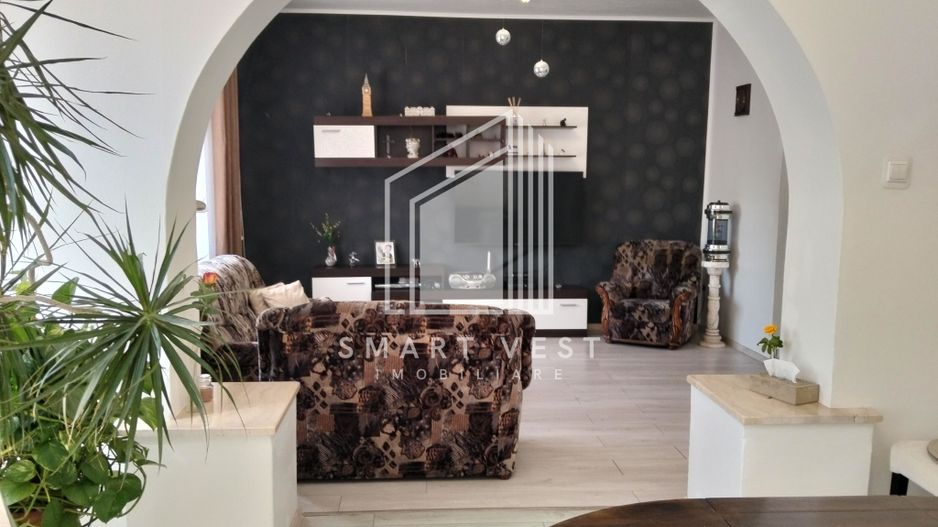 Casa de vânzare 380mp + locuinta separata pt oaspeti | Zona Cloșca - Poză 3