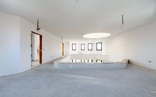 Clădire comercială în zona Grădiște. - Poză 13