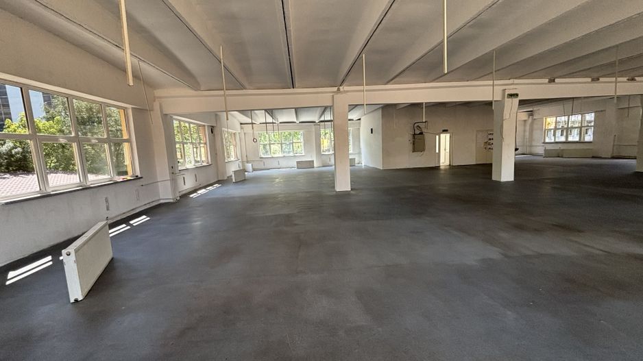 Clădire D+P+1 de închiriat – producție, activități comerciale s.a. - Poză 4