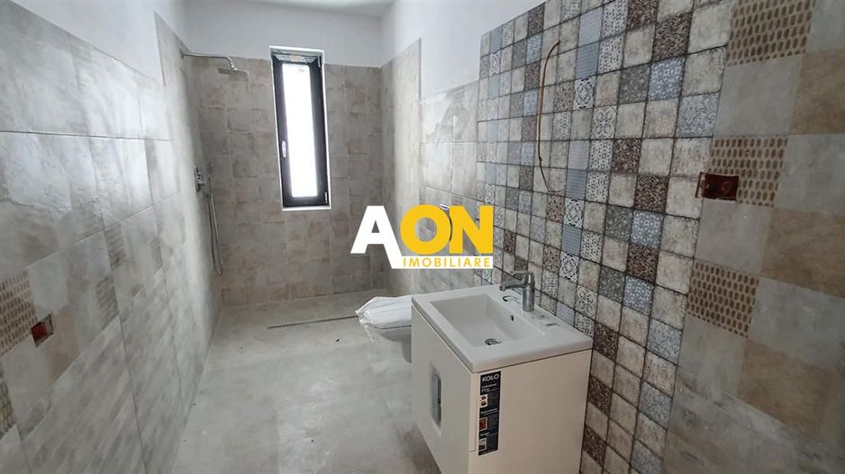 Casa 4 camere + demsiol 688 mp teren toate utilitatile langa padure - Poză 6