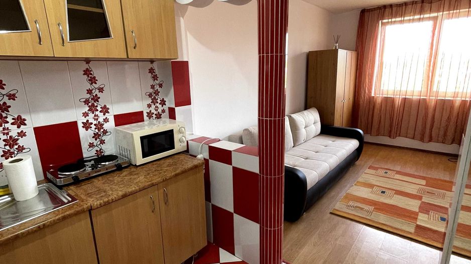 BRASADAS vinde garsonieră renovată, utilată in Micro 15. - Poză 2