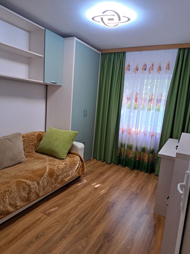 🏡 Apartament 3 camere, decomandat | Zona Sf. Vasile - Poză 4