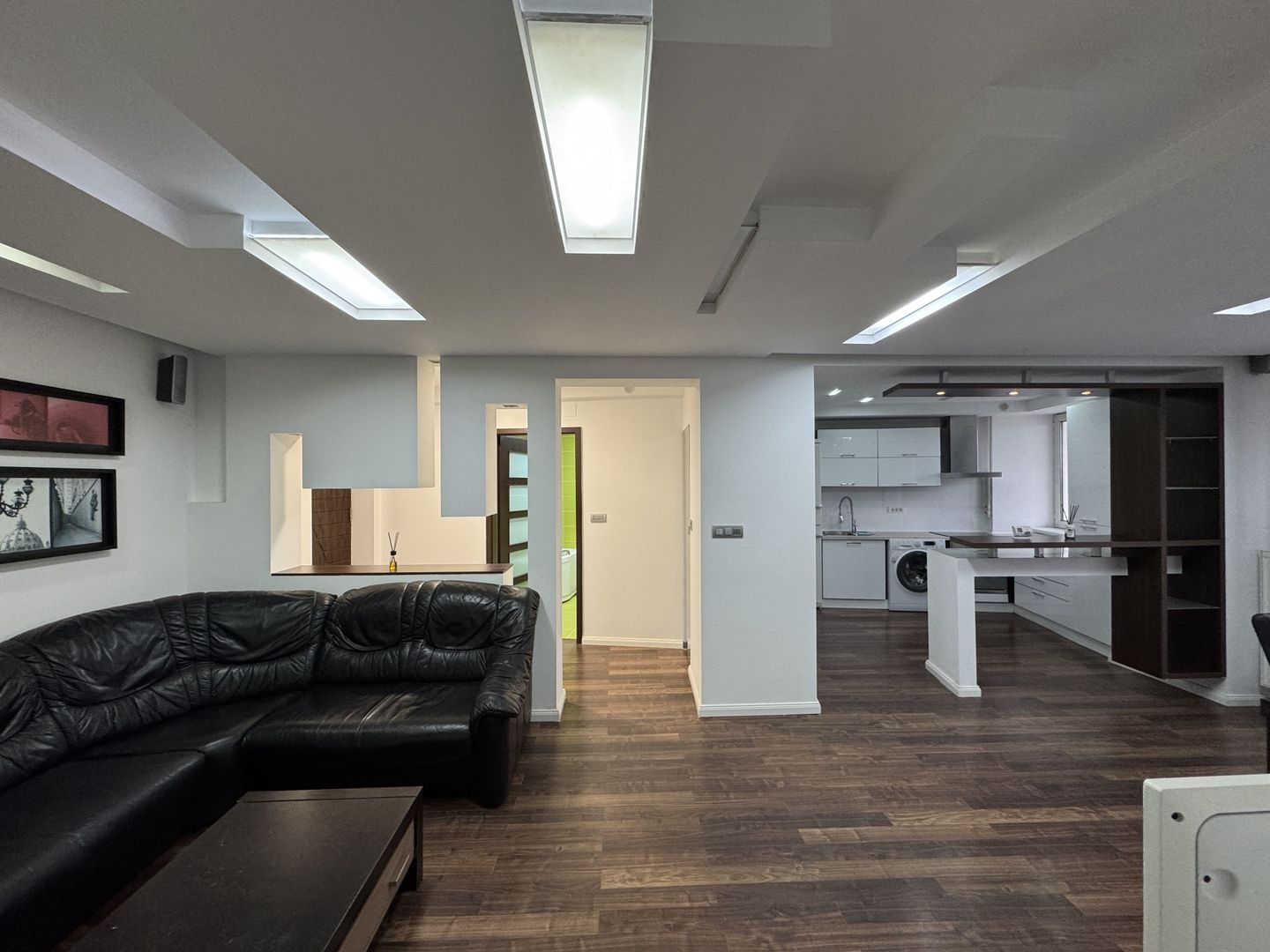 Super apartament in blocul turn de la OMV - Poză 2