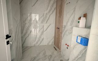 Apartament cu o camera- Eroilor, Floresti - Poză 4