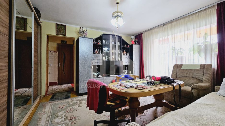 Apartament cu 3 camere Cetate, etajul 1 - Poză 1