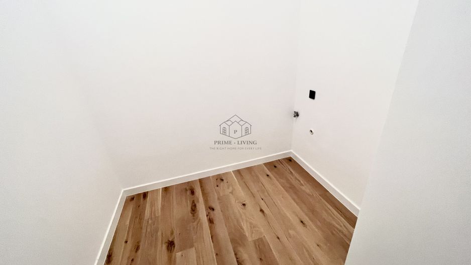 APARTAMENT DEOSEBIT CU 3 CAMERE LA VANZARE CU VEDERE LA LAC - Poză 13