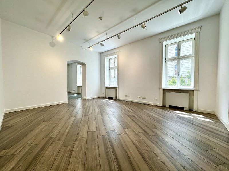 Birou elegant si spațios in Piața Unirii - Poză 7