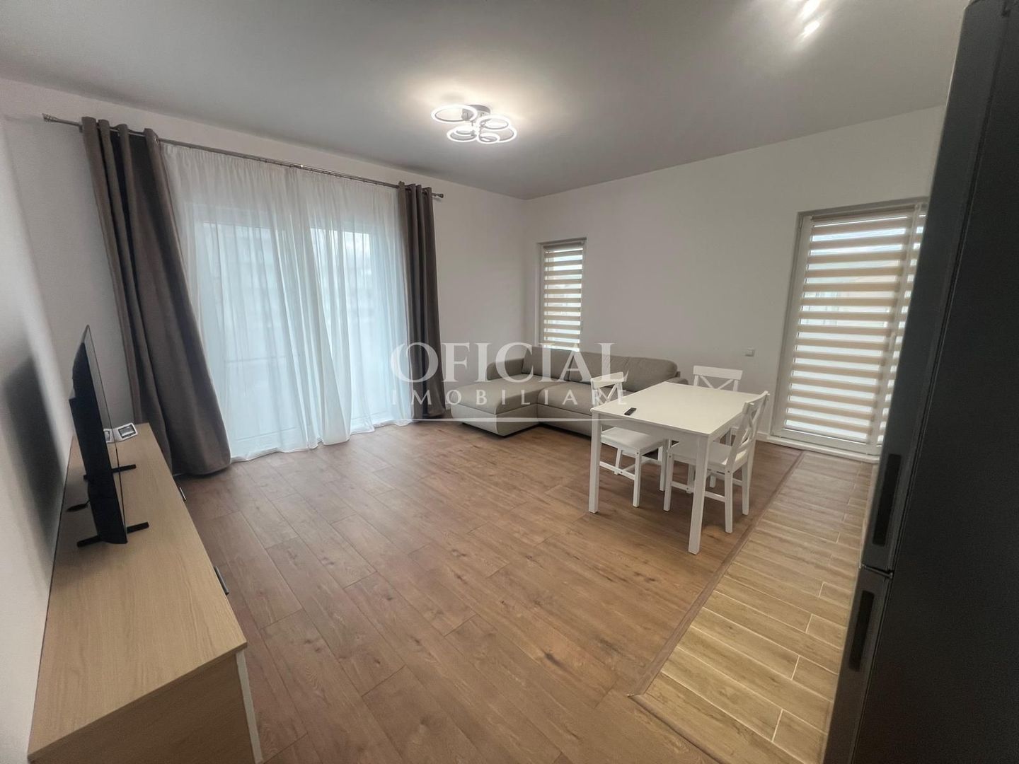 Apartament 2 camere | Garaj | Terasa 20 mp | Lift | Eroilor - Floresti - Poză 3