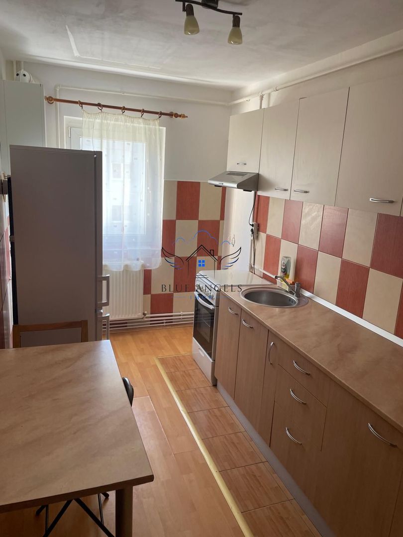 Apartament 3 camere in Bartolomeu - 2 bai si loc de parcare - Poză 4
