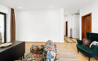 Vilă individuală cu piscină proprie | 3 locuri de parcare | - Poză 11