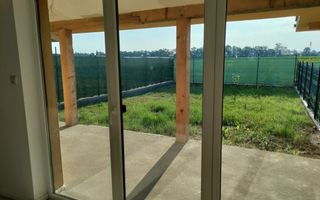 Vand sau schimb cu apartament, casa tip P in Martinesti - Poză 5