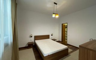 Apartament spre vanzare cu 2 camere, zona Centrala! - Poză 8