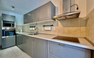 Apartament de 3 camere, mobilat de lux, disponibil imediat pentru inchiriere - Poză 5