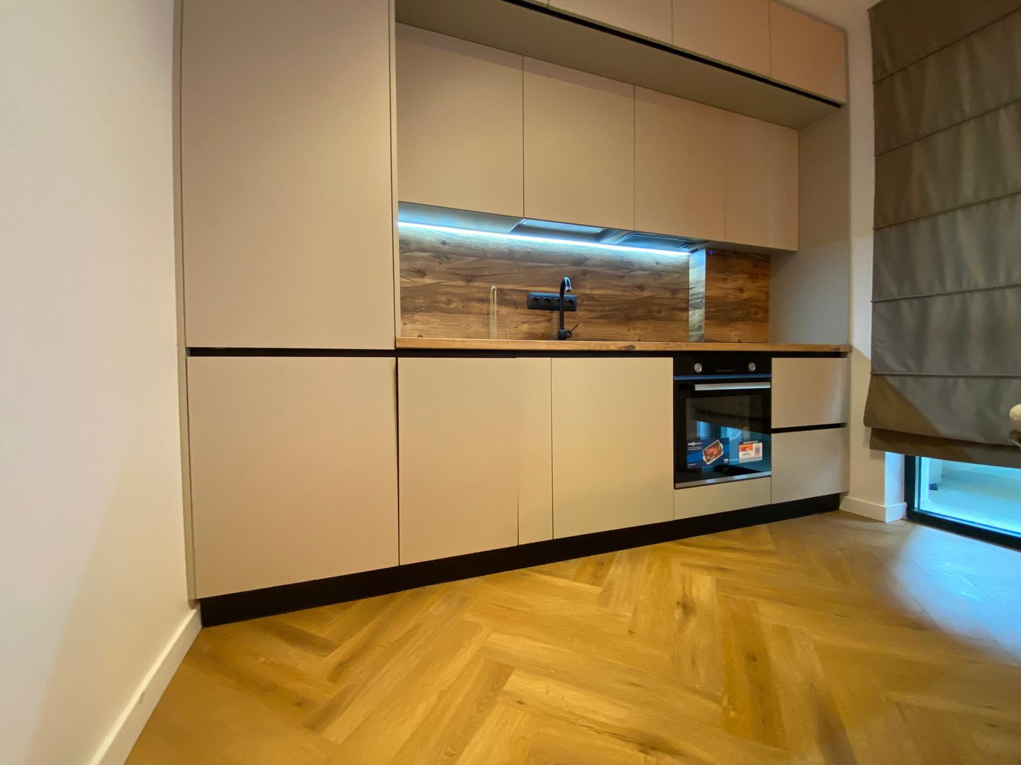 Apartament 2 camere Baneasa | Loc de parcare Inclus - Poză 3
