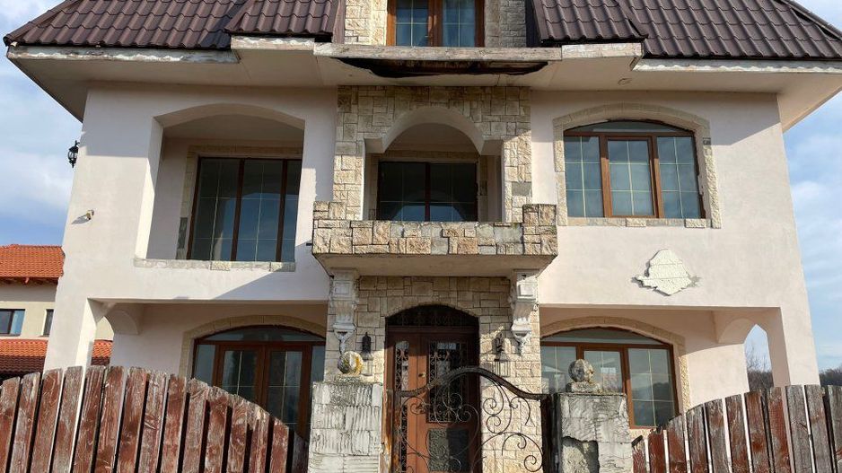 Vila in Balotesti | langa Pădure - Poză 2