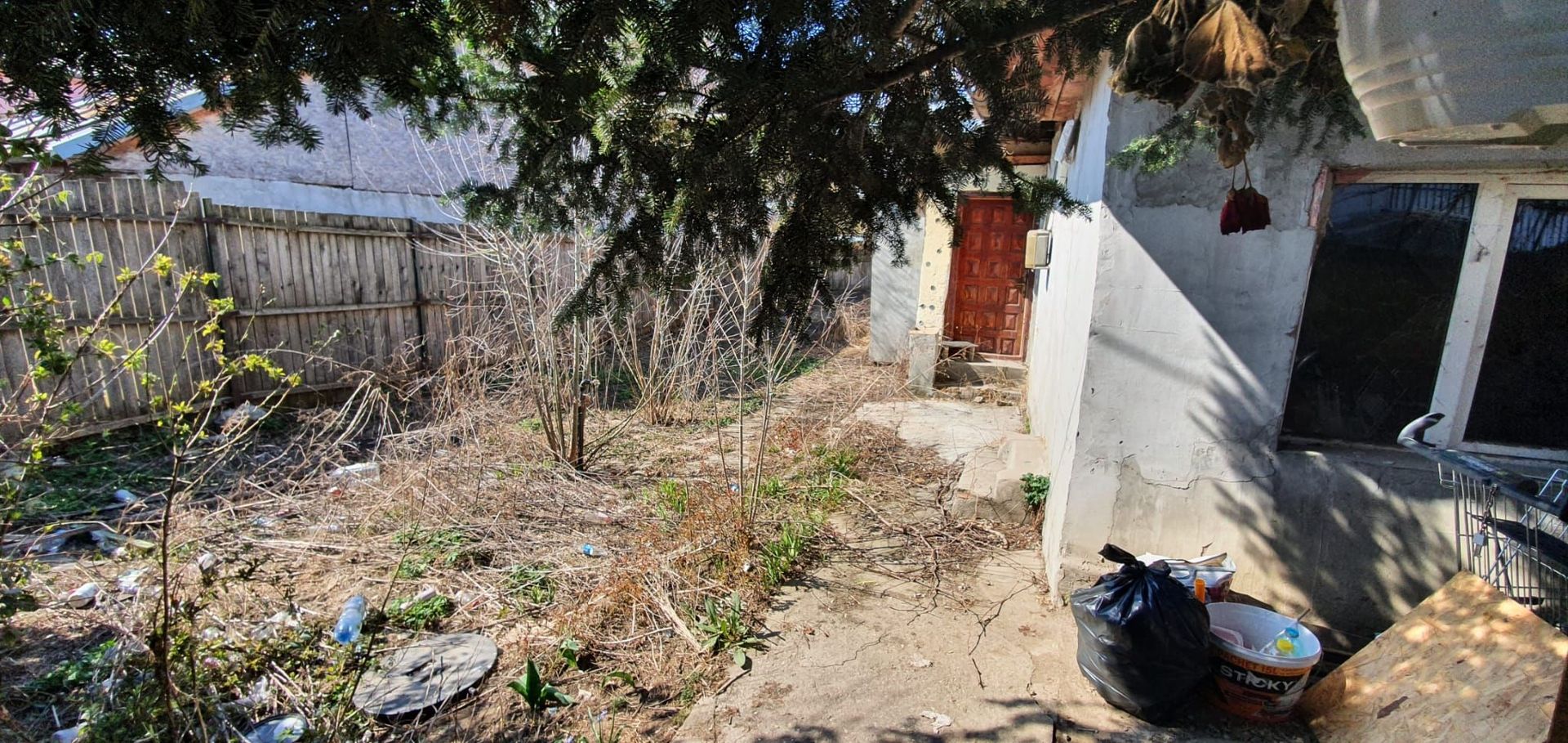 Teren intravilan 190 mp curti constructii - Lac Plumbuita - Poză 2