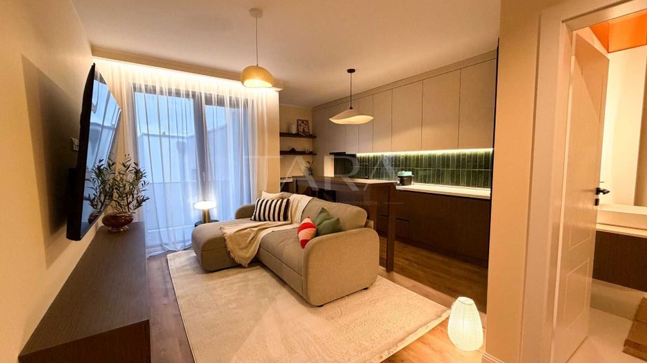 Apartament premium 3 camere, 70 mp si balcon, complet mobilat. - Poză 1