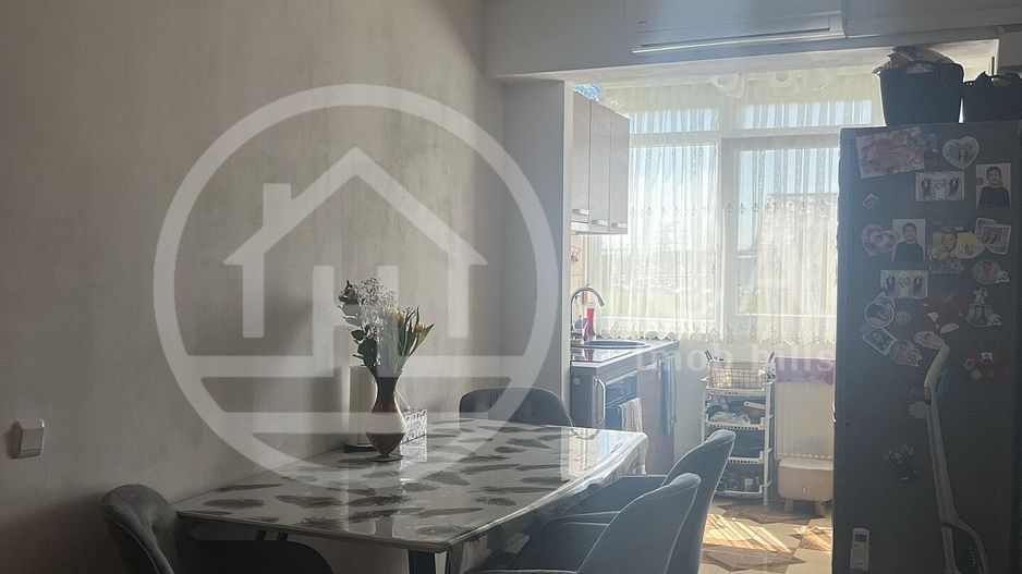 Apartament cu 3 camere de vanzare in Nufarul Oradea - Poză 3