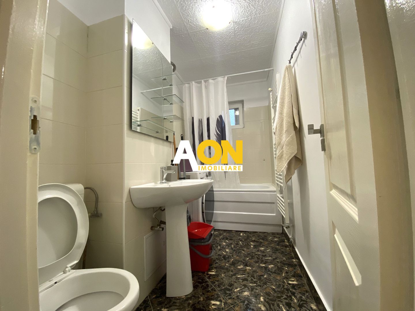 Apartament cu 2 Camere, Zona Cetate - Poză 8