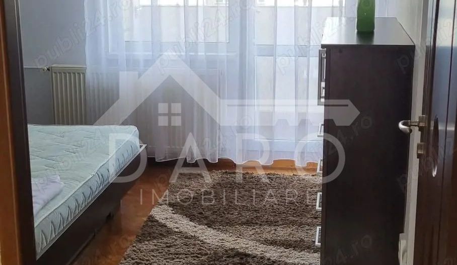 Inchiriez apartament cu 3 camere in Tudor, modificat si amenajat complet mobilat. - Poză 2