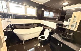 Casă de tip triplex | 3 dormitoare | 4 parcări | Zona Eroilor-Florești - Poză 9