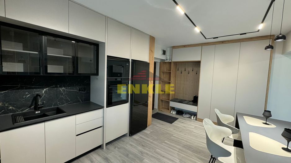 De vânzare – Apartament 4 camere, 102 mp, zona Bazar - Poză 10