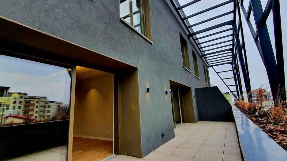 APARTAMENT TIP PENTHOUSE | 160 MP TERASA | ZONA CENTRALĂ - Poză 1