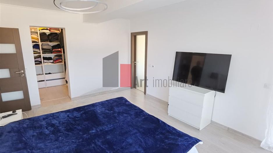 VIla 11 Camere Cernica - Poză 7