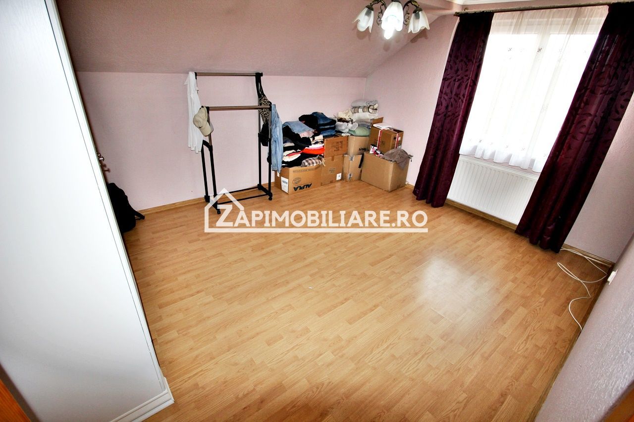 Casa 4 camere,2 bai,1 garaj,150mp,688 mp teren, 0% comision - Poză 5