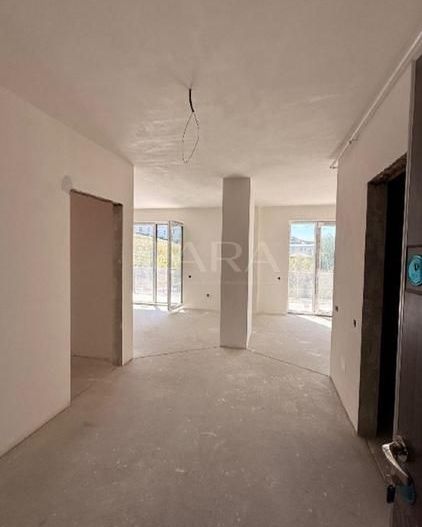 Ultimul apartament din ansamblu, terasă de 25 mp și grădină de 70 mp. - Poză 2