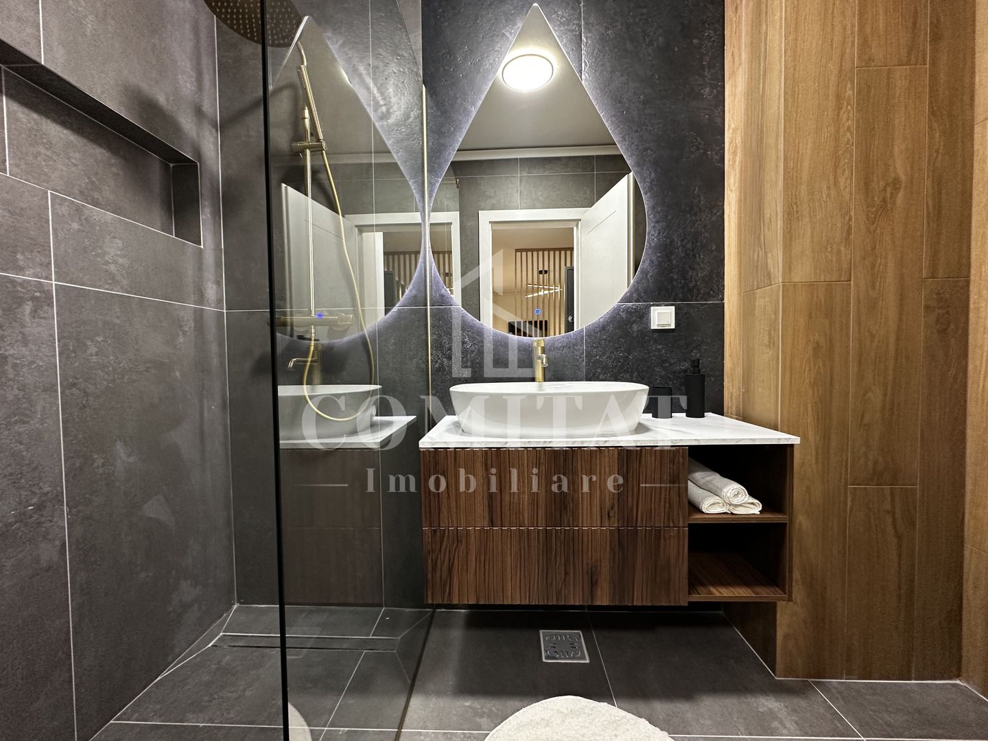 Apartament la cheie | 2 dormitoare | Etaj intermediar | Eroilor - Poză 11