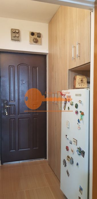 Garsonieră  – Costin Georgian, 10 minute de metrou - Poză 8