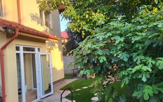 Vila Otopeni Central 5 camere, 400m2 curte, dormitor parter - Poză 5