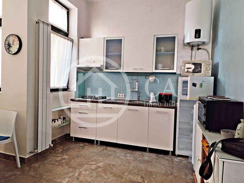 Apartament de inchiriat cu 2 camere in zona ultracentrala, Oradea - Poză 1